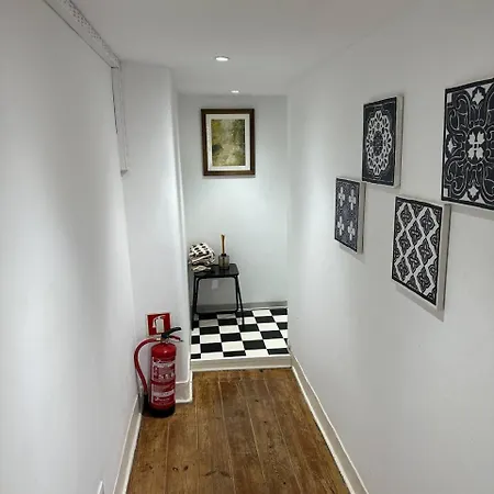 Alfama Skyline Appartement